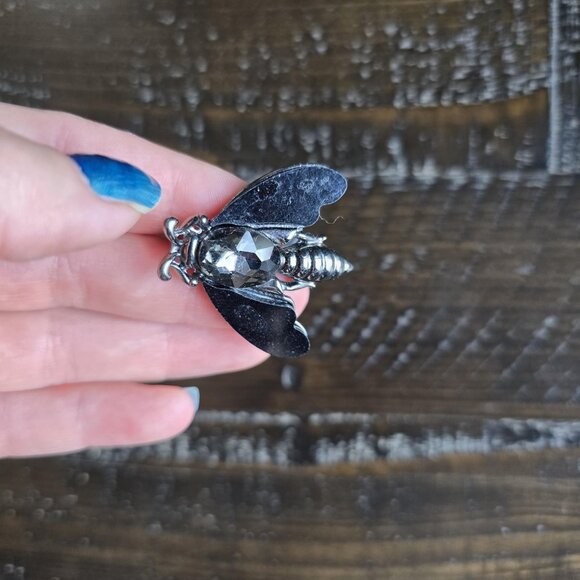 Vintage Lot of 2 Rhinestone Bee Brooches Pin Silver Tone Insect Crystal Retro - Picture 6 of 7